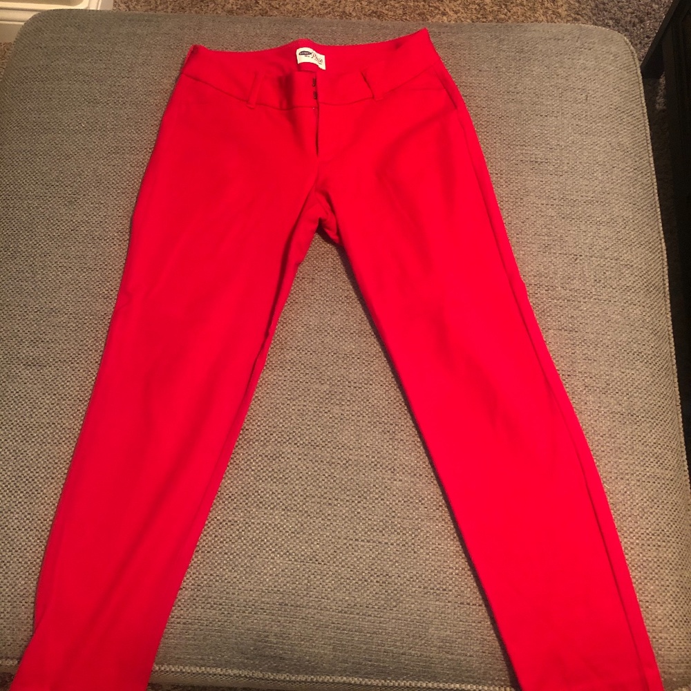 Old Navy red pants